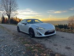 Weiß Gebraucht 2012 Toyota GT86 GT Coupé | 22.000 € (Teuer)