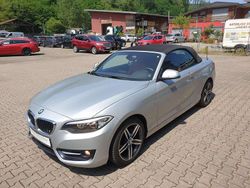 Glaciersilber metallic Gebraucht 2017 BMW 218 Sport Line Cabrio | 18.700 € (Fairer Preis)