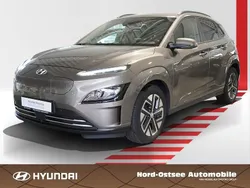 Silky bronze / met Gebraucht 2022 Hyundai Kona Trend SUV | 20.990 € (Etwas zu teuer)