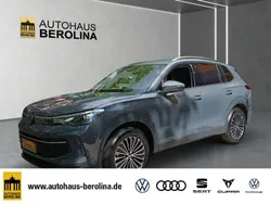Grau Gebraucht 2024 VW Tiguan R SUV | 35.888 € (Guter Preis)