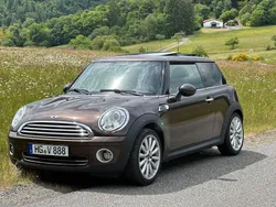 Braun Gebraucht 2009 Mini Cooper Kleinwagen | 7.500 € (Etwas zu teuer)