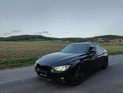 Schwarz Gebraucht 2012 BMW 328 Comfort Edition Limousine | 18.500 € (Teuer)