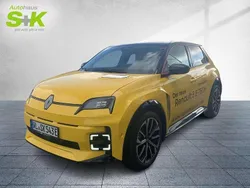 Eqj + black pearlschwarz metallic (schwarz) Gebraucht 2024 Renault R5 Iconic Kleinwagen | 32.980 € (Fairer Preis)