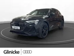 Schwarz Gebraucht 2022 Audi e-tron Black Edition SUV | 36.880 € (Fairer Preis)