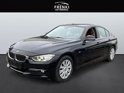 Schwarz Gebraucht 2012 BMW 320 Sport Line Limousine | 10.999 € (Fairer Preis)