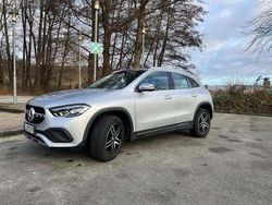 Silber Gebraucht 2020 Mercedes GLA200 SUV | 22.900 € (Guter Preis)