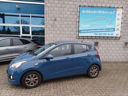 Blau Gebraucht 2014 Hyundai i10 Intro Edition Kleinwagen | 5.700 € (Guter Preis)