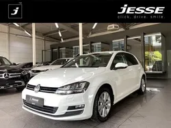 Pure white Gebraucht 2016 VW Golf VII Comfortline Limousine | 13.990 € (Guter Preis)