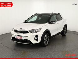 Weiß Gebraucht 2019 Kia Stonic Spirit SUV | 17.990 € (Etwas zu teuer)