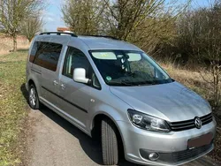 Silber Gebraucht 2015 VW Caddy Maxi Comfortline Van / Kleinbus | 13.900 € (Fairer Preis)