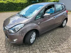 Braun Gebraucht 2015 Hyundai ix20 Van / Kleinbus | 9.900 € (Fairer Preis)