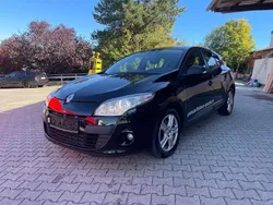 Schwarz Gebraucht 2011 Renault Mégane III Expression Limousine | 2.890 € (Guter Preis)