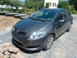 Grau Gebraucht 2008 Toyota Auris Luna Limousine | 3.450 € (Fairer Preis)