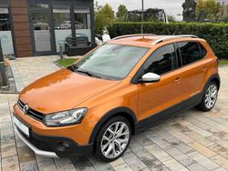 Orange Gebraucht 2015 VW Polo Cross Kleinwagen | 13.580 €