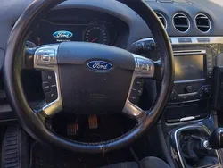 Grau Gebraucht 2011 Ford S-MAX Titanium Van / Kleinbus | 5.500 € (Fairer Preis)