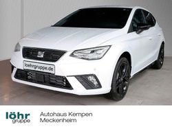 Glacial weiß metallic Neu 2025 Seat Ibiza Black Edition Limousine | 29.220 € (Teuer)