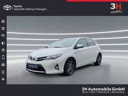 Weiß Gebraucht 2014 Toyota Auris Hybrid Edition Limousine | 13.490 € (Fairer Preis)