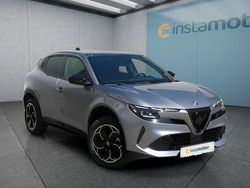 Grau Neu 2025 Alfa Romeo GT Junior SUV | 37.949 € (Teuer)