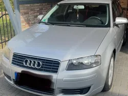 Silber Gebraucht 2004 Audi A3 Kleinwagen | 1.850 € (Teuer)