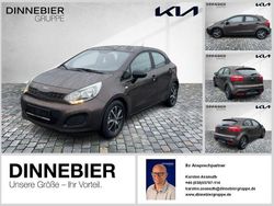 Braun Gebraucht 2013 Kia Rio Edition 7 Limousine | 7.680 € (Etwas zu teuer)