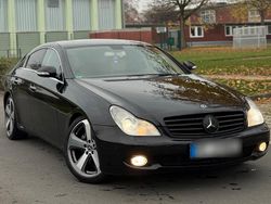 Schwarz Gebraucht 2006 Mercedes CLS500 Limousine | 6.999 €
