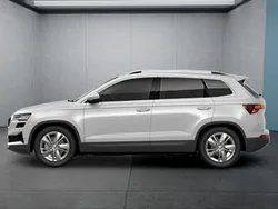 Weiß Neu 2025 Skoda Karoq SUV | 35.299 € (Guter Preis)