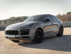 Grau Gebraucht 2020 Porsche Cayenne SUV | 67.999 € (Superpreis)