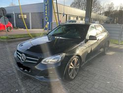 Schwarz Gebraucht 2014 Mercedes E500 Limousine | 16.000 € (Superpreis)