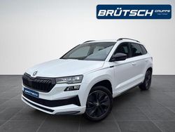 Moonweiss metallic Gebraucht 2024 Skoda Karoq SportLine SUV | 32.380 € (Fairer Preis)