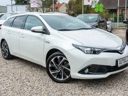Toyota Auris Touring Sports