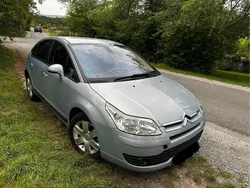 Andere farben Gebraucht 2005 Citroën C4 Limousine | 2.700 €