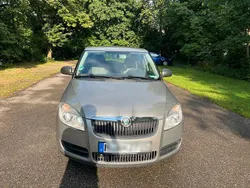 Beige Gebraucht 2008 Skoda Fabia Kleinwagen | 2.490 € (Fairer Preis)