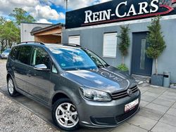 Grau Gebraucht 2011 VW Touran Comfortline Van / Kleinbus | 6.490 € (Fairer Preis)