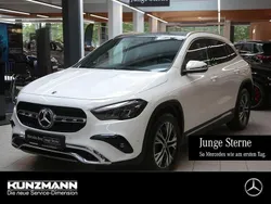 Polarweiss Gebraucht 2024 Mercedes GLA250 Progressive SUV | 39.870 € (Guter Preis)