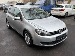 Silber Gebraucht 2010 VW Golf Trendline Limousine | 7.999 € (Etwas zu teuer)