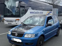 Blau Gebraucht 2001 VW Polo Kombi | 1.900 €
