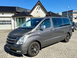 Grau Gebraucht 2012 Hyundai H-1 Comfort Van / Kleinbus | 10.550 € (Fairer Preis)