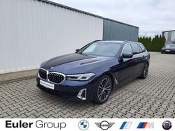 Blau Gebraucht 2022 BMW 530e Kombi | 36.988 € (Guter Preis)