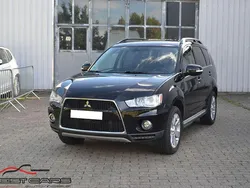 Schwarz Gebraucht 2012 Mitsubishi Outlander Motion SUV | 7.950 € (Fairer Preis)