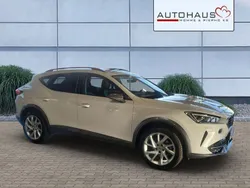 "candy" weiss Gebraucht 2022 Cupra Formentor SUV | 24.390 € (Guter Preis)