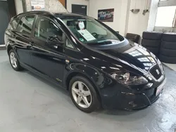 Schwarz Gebraucht 2011 Seat Altea XL Copa Van / Kleinbus | 4.999 € (Fairer Preis)