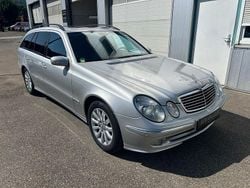 Silber Gebraucht 2003 Mercedes E320 Avantgarde Limousine | 3.333 € (Fairer Preis)