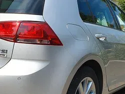 Silber Gebraucht 2015 VW Golf VII LOUNGE Limousine | 9.900 € (Guter Preis)