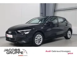 Brillantschwarz Gebraucht 2021 Audi A3 Sportback e-tron Design Limousine | 23.470 € (Fairer Preis)