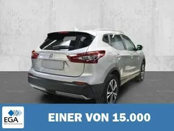 Silber metallic Gebraucht 2021 Nissan Qashqai 360º SUV | 21.370 € (Fairer Preis)