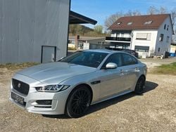 Indus silver Gebraucht 2015 Jaguar XE R-Sport Limousine | 11.999 € (Fairer Preis)