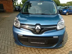 Blau Gebraucht 2017 Renault Kangoo LIMITED Van / Kleinbus | 10.480 € (Superpreis)