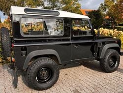 Schwarz Gebraucht 2007 Land Rover Defender SE SUV | 32.500 € (Fairer Preis)