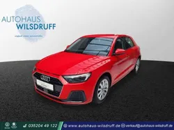 Rot Gebraucht 2023 Audi A1 Sportback Advanced Kleinwagen | 23.790 € (Guter Preis)