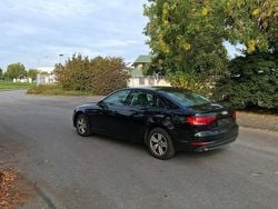 Schwarz Gebraucht 2016 Audi A4 S-Line Limousine | 12.990 € (Guter Preis)